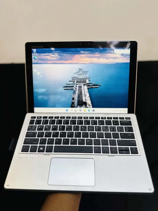 Laptop HP Elite X2 1012 G2 16GB Intel Core i5 SSD 256GB · Photo 1