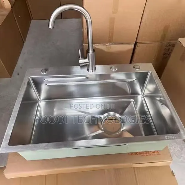 Single Bowl Sink , Tap , Tray and Waste Trap · Photo 1