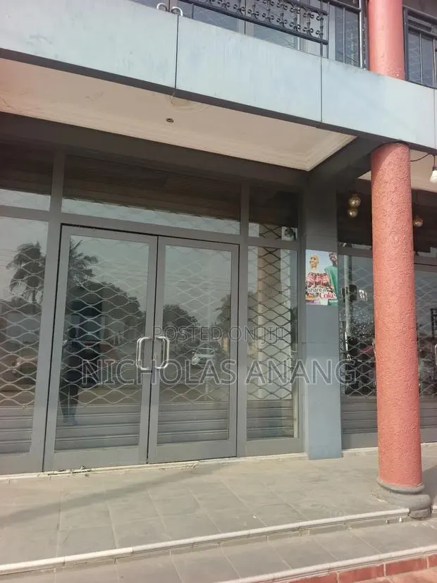 Shop for Rent at Teshie Tebibiiano · Photo 1
