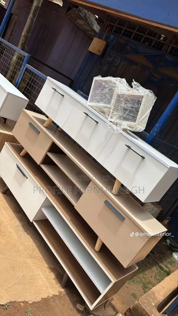 Available 5 Feet Long Tv Stand // Luxurious and Durable · Photo 1