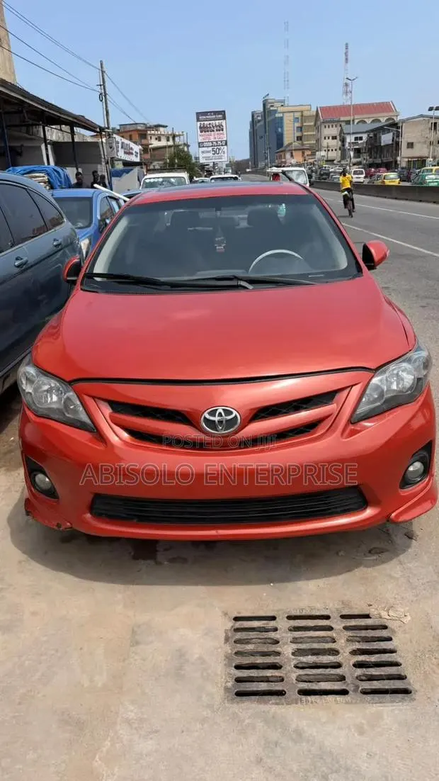 Toyota Corolla 2013 · Photo 1