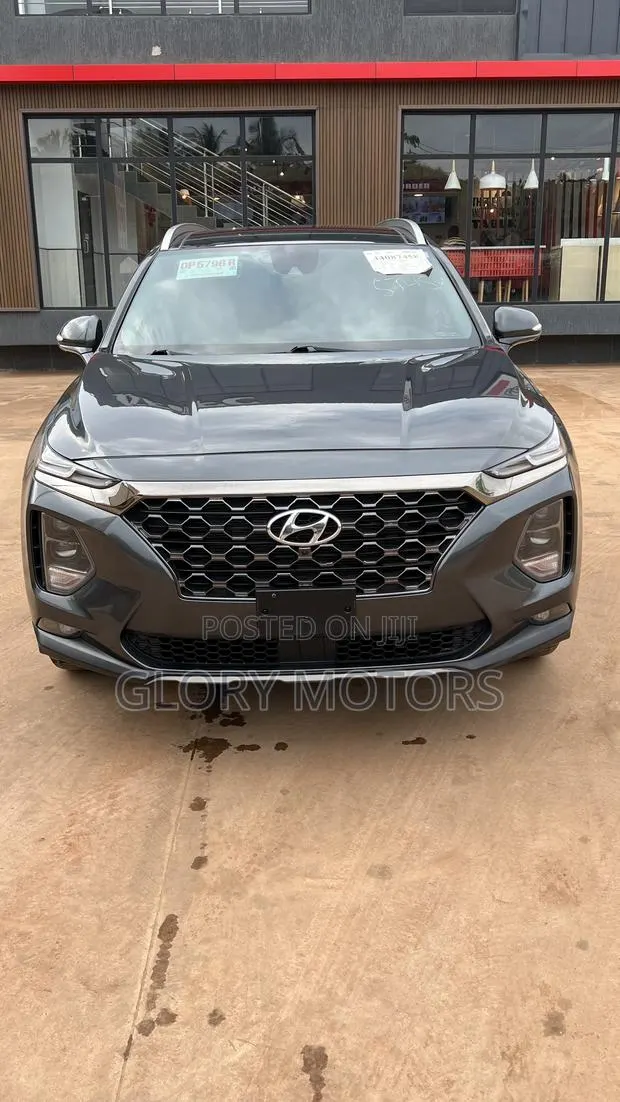 Hyundai Santa Fe Limited 2021 Gray · Photo 1