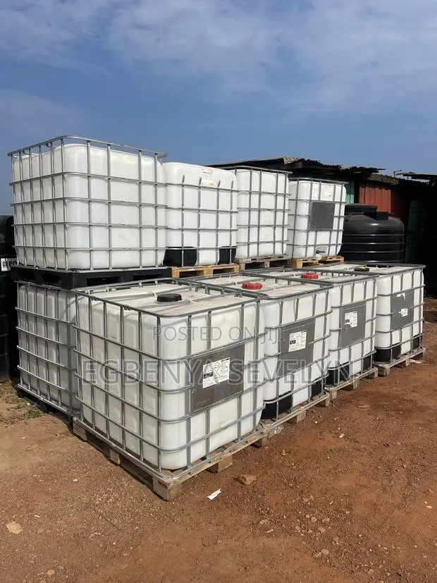 White Ibc Tank · Photo 1