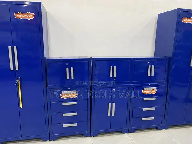 Wadfow Garrage Cabinet · Photo 1