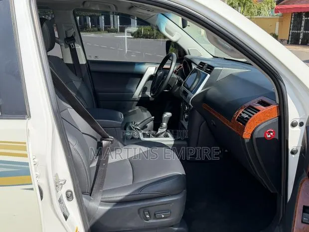 Toyota Land Cruiser Prado 2.7 2019 White · Photo 1