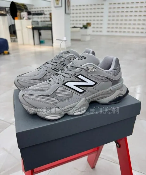 Of New Balance 9060 Grey and White Colorwa · Photo 1
