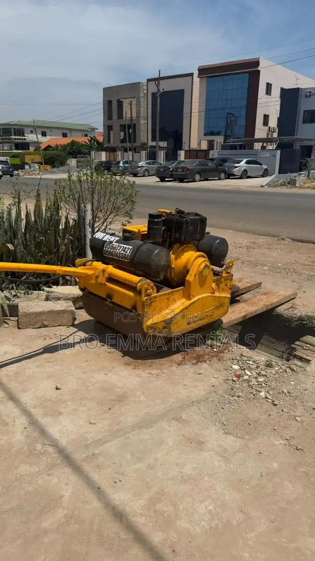 Rental of Compactor · Photo 1