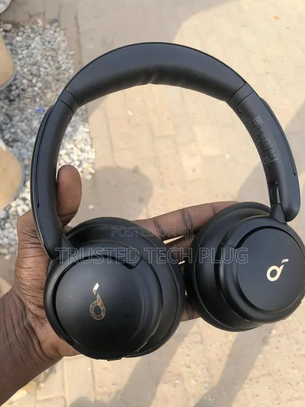 Preowned Anker Soundcore Q30 Bluetooth Headphones in Stock · Photo 1