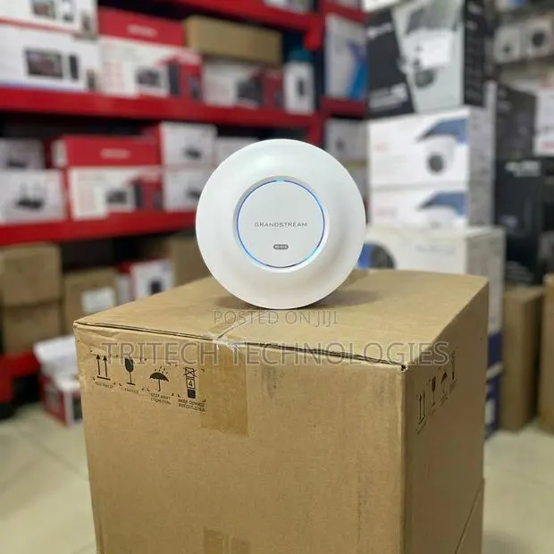 Grandstream Gwn7664e High-performance Ax6000 Wi-fi 6 Access Point · Photo 1