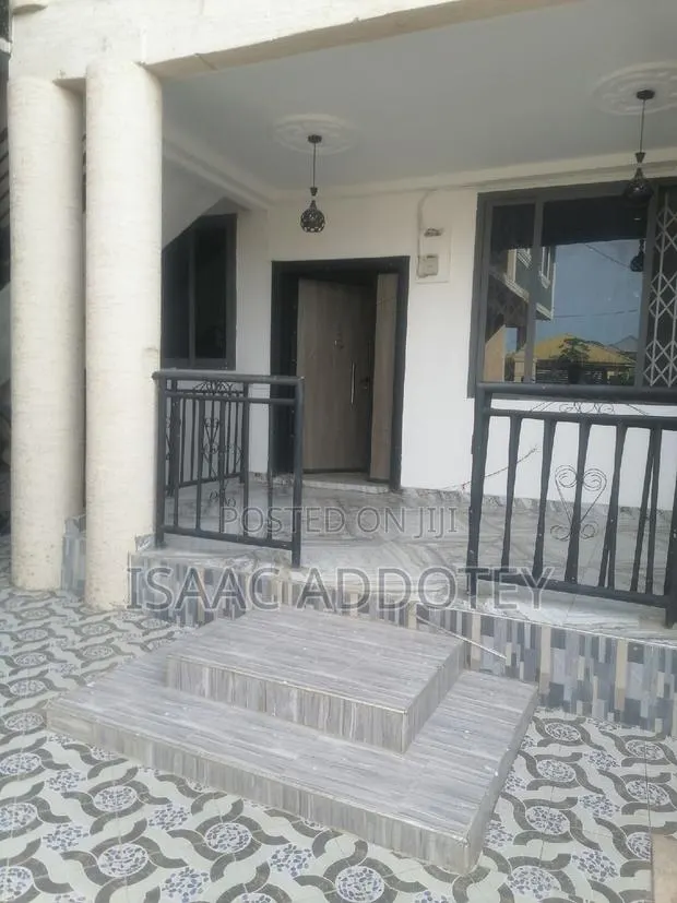 2bdrm Apartment in Lashibi Mf, Baatsona Total for rent · Photo 1