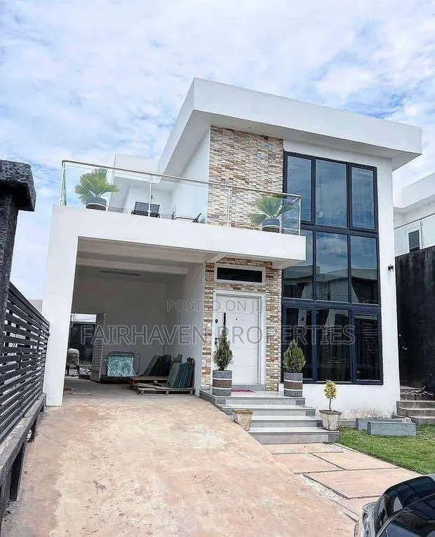 3bdrm House in Fairhaven Properties, Oyarifa for sale
