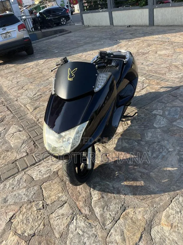Yamaha Majesty 2018 Black · Photo 1