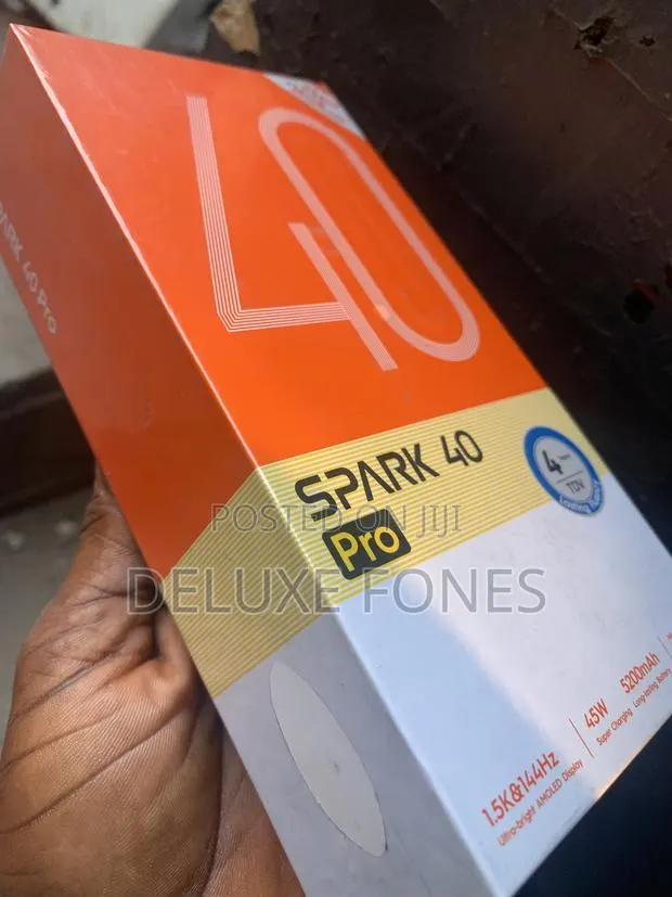New Tecno Spark 40 Pro 256 GB Black · Photo 1
