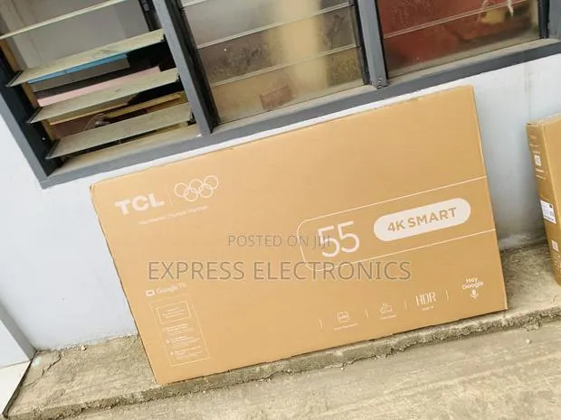 TCL 55′′ HDR Frameless Google Television 55P635 · Photo 1