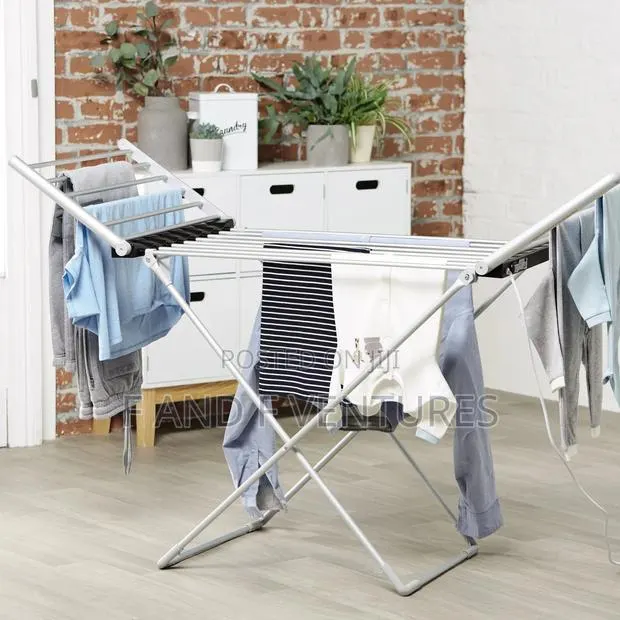 Modern Heated Upright Aired Dryer - Uk · Photo 1