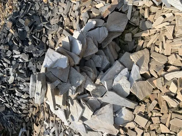Stone Seler Plus the Service · Photo 1