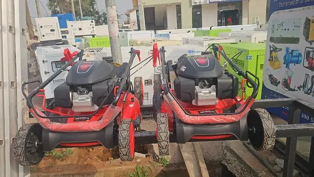 Honda Mower · Photo 1