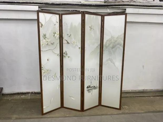 Room Divider · Photo 1