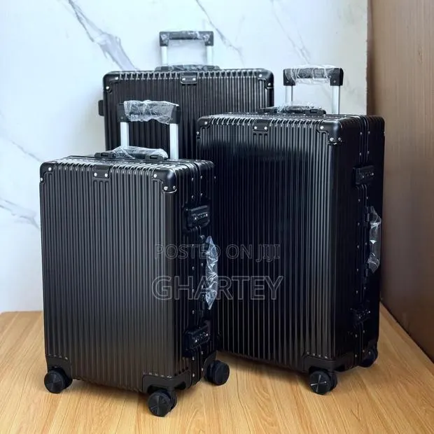 All Black Polycarbonate Suitcase Set (Sold in Singles Too) · Photo 1