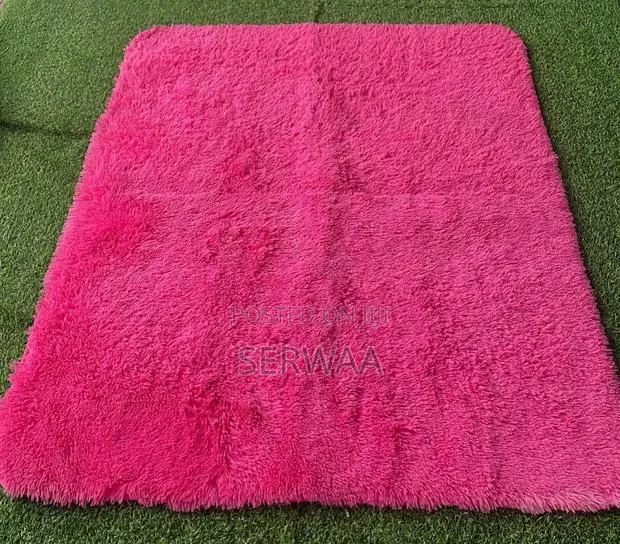 Medium Size Carpets · Photo 1