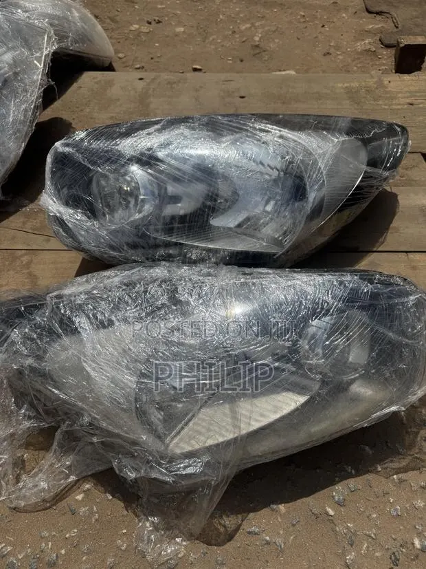 Kia Picanto 2012 Headlight Pair · Photo 1