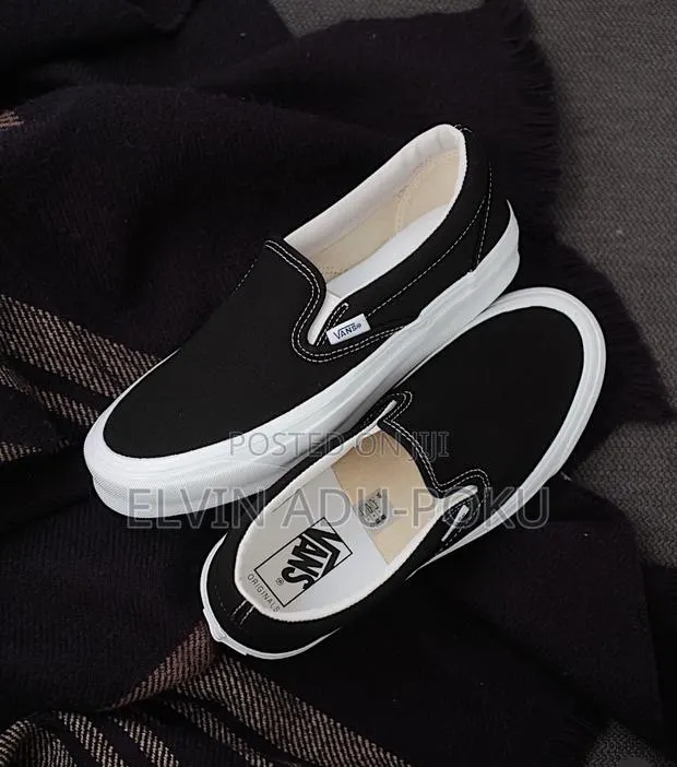 Vans Vault Og Classic “ B & W “ Sneaker · Photo 1