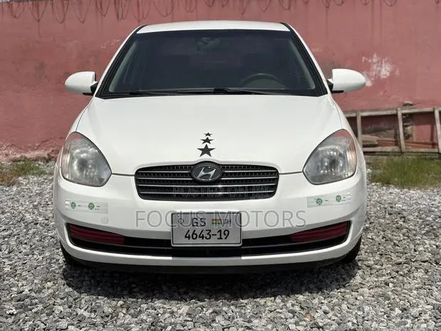 Hyundai Accent SE Automatic 2010 White