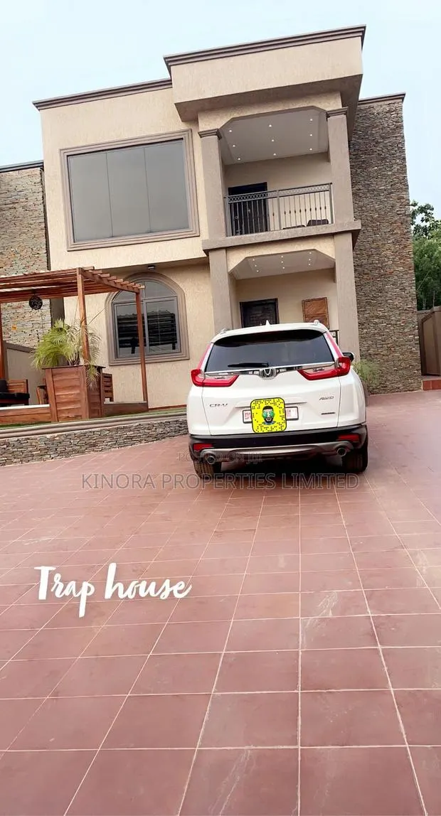 4bdrm Duplex in Kfc, Kwabenya for rent · Photo 1