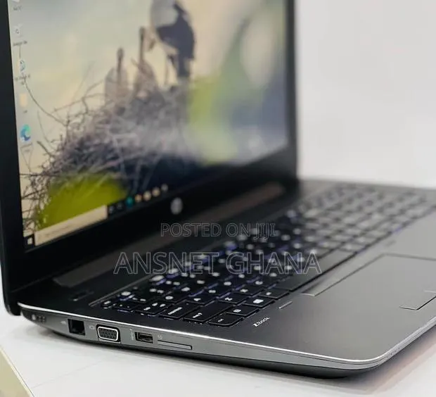 New Laptop HP ZBook 15 G4 16GB Nvidia SSD 256GB · Photo 1