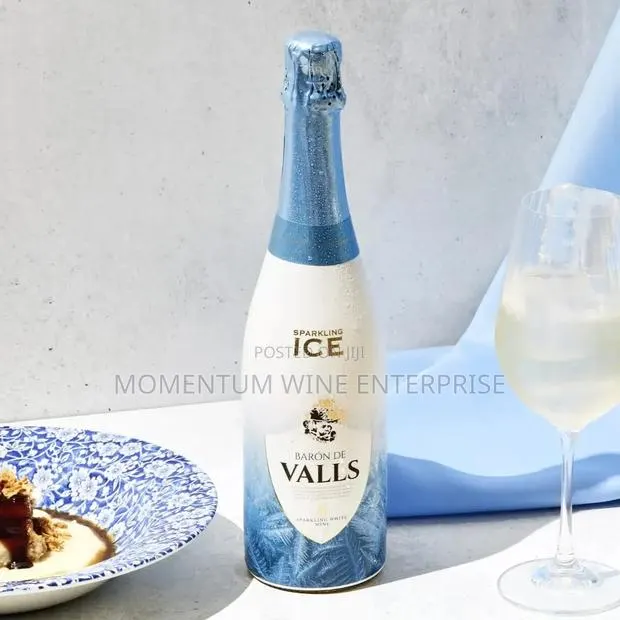 Baron De Valls Sparkling Ice Blue 750ml · Photo 1