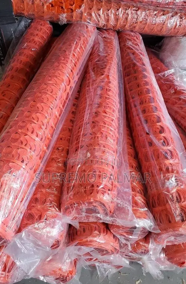Safety Barrier Mesh Fence, Plastic Temporary Fencing Roll (1m X 50m) · Photo 1