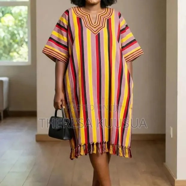 Ladies Smock · Photo 1
