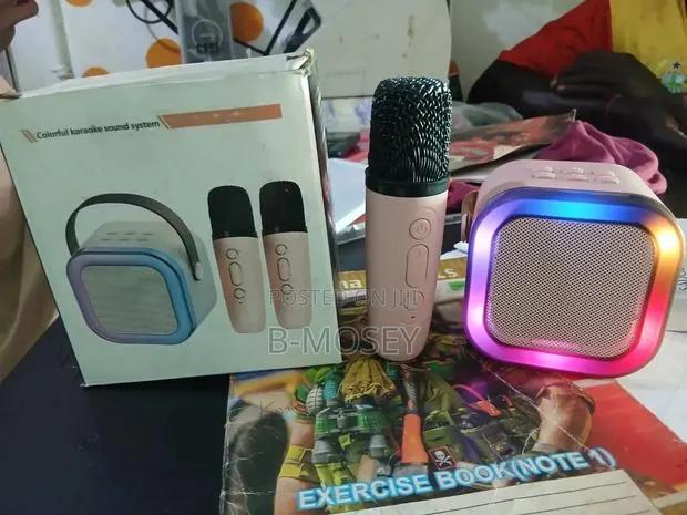 K12 Wireless Karaoke Speaker · Photo 1