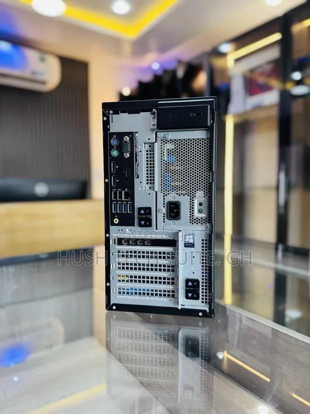 Desktop Computer Dell Precision 3000 32GB Intel Core i7 SSD 1T · Photo 1