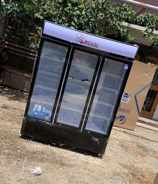 Premium Fast 3 Doors 950l Display Pearl PVC-150 Fridge · Photo 1