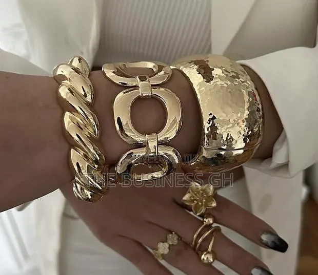 Chunky Bangles for Ladies · Photo 1