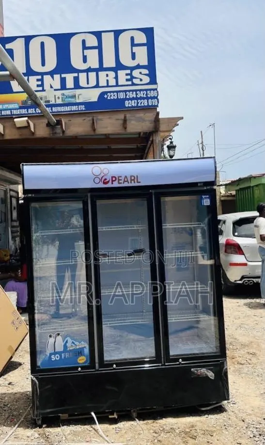 Best Pearl 3 Door Glass Electric Display Fridge(Pvc-1540-28ab) · Photo 1