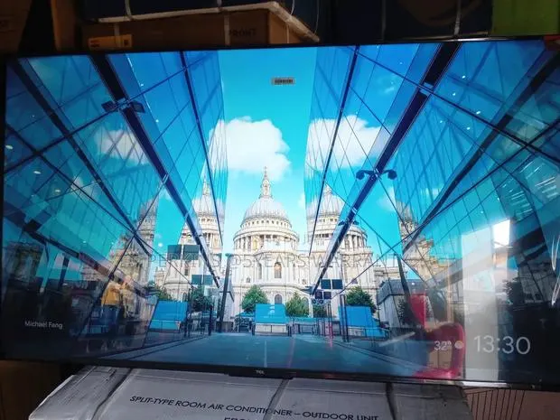Streaming Popular Apps Like Netflix,Hulu, Youtube With TCL 55 Qled Tv · Photo 1