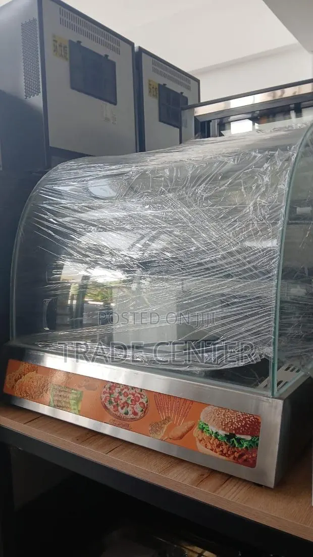 Heated Display Cabinet · Photo 1