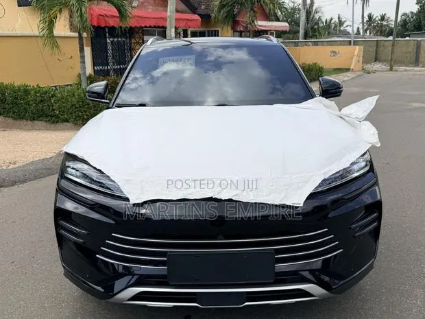 BYD Song Plus DM-i 2024 Black · Photo 1