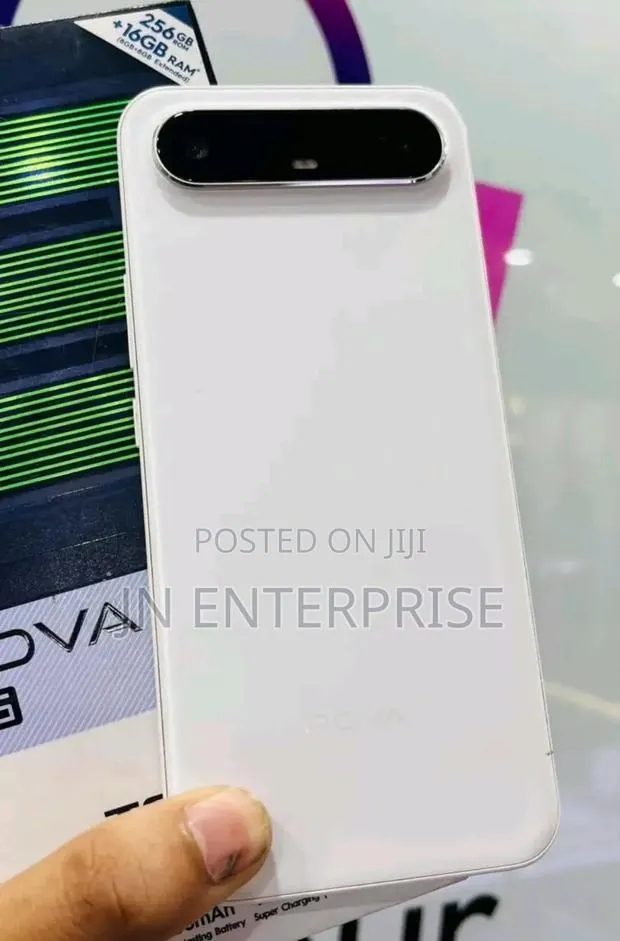 New Tecno Pova Slim 5G 256 GB White · Photo 1