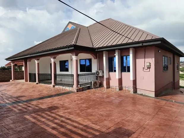 3bdrm House in Kumasi Metropolitan for rent · Photo 1