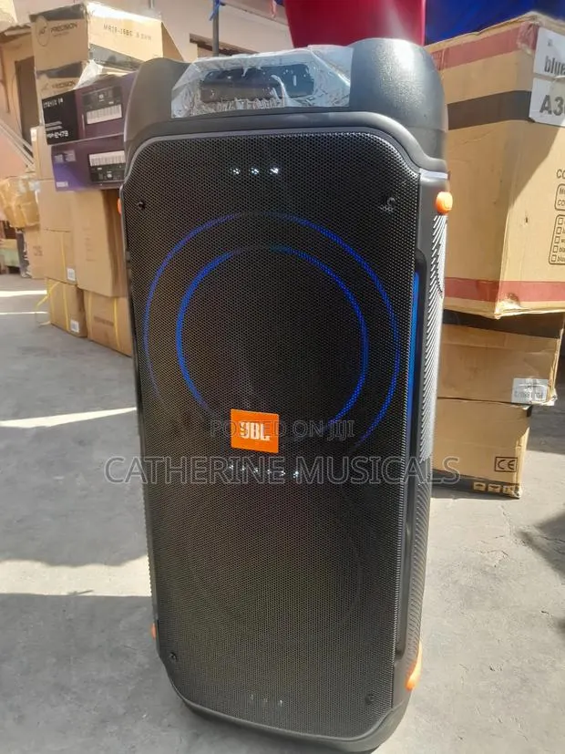 JBL Bluetooth Speaker · Photo 1