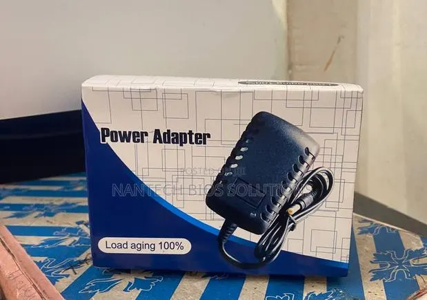AC/Dca Power Adapter · Photo 1