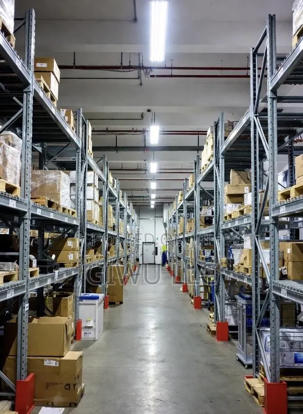 Industrial Racks · Photo 1