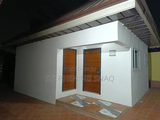 1bedroom for Short Stay 300gh/Day. 1month or More · Photo 1