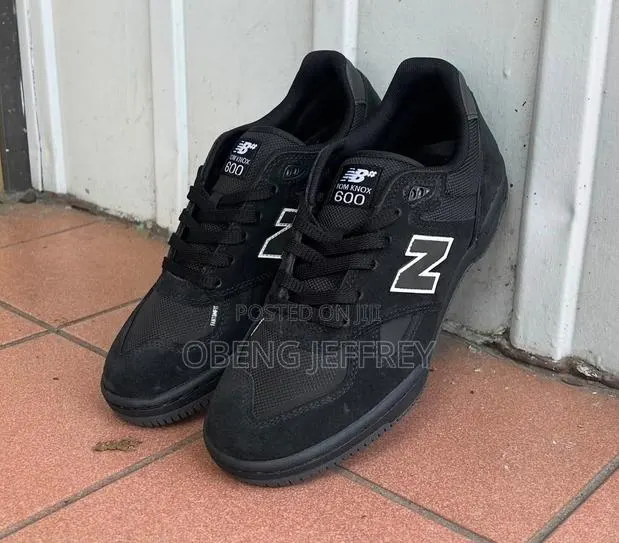 Original New Balance Tom Knox 600 Black · Photo 1