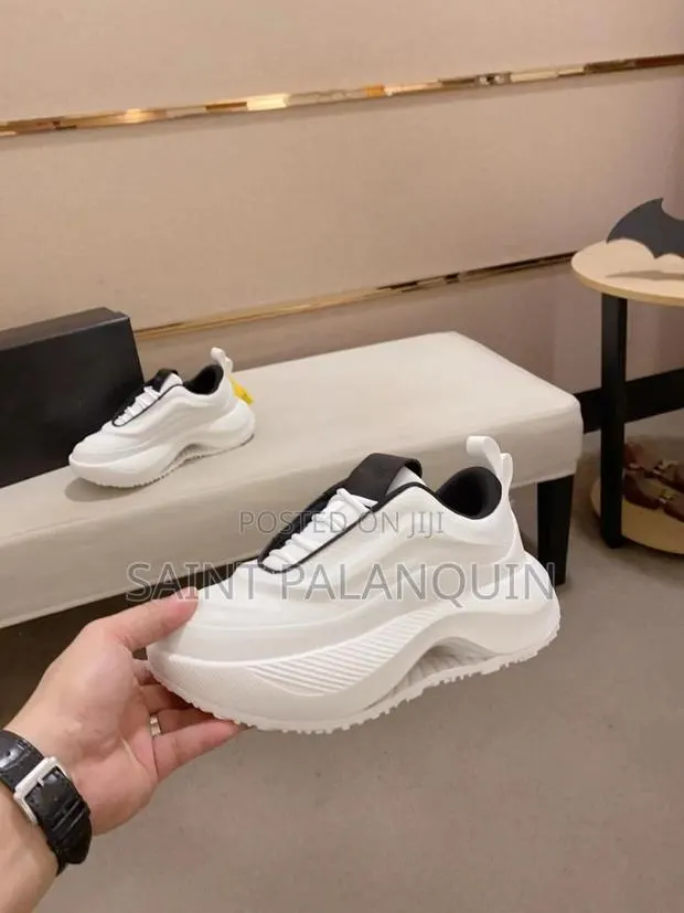 Prada Sneaker · Photo 1