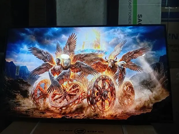 Smart Entertainment Redefined With Samsung 43-Inch Smart Tv · Photo 1
