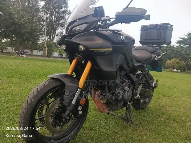 Yamaha 2024 Black · Photo 1